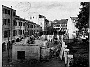 1935 - Demolizione delle casette di Piazza Capitaniato per fare posto al Liviano. (Corinto Baliello) 2